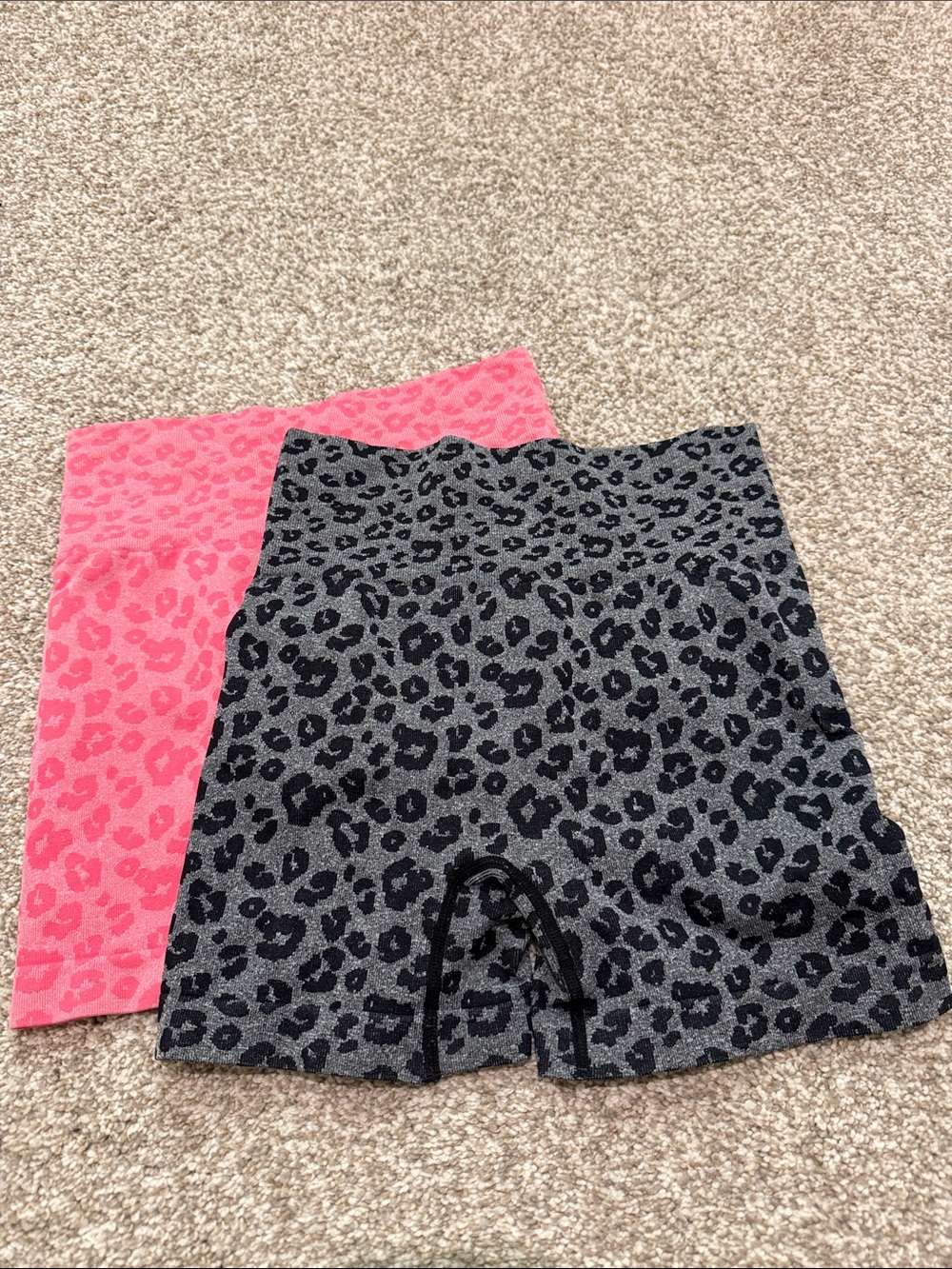 2 Pack Leopard Print High-Waist Bike Shorts - Pink & Gray/Black